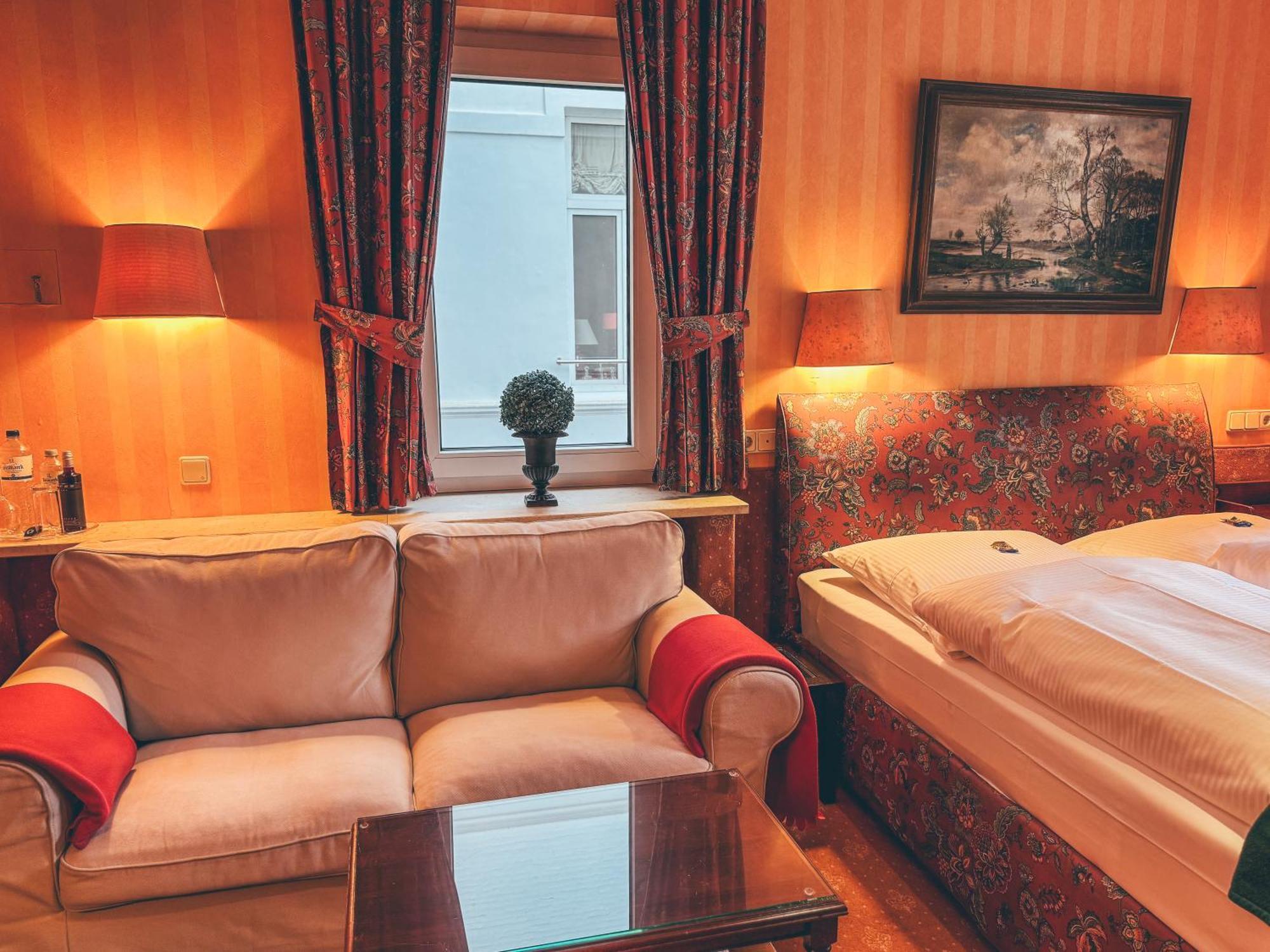Hotel Mittelweg Hamburgo Habitación foto