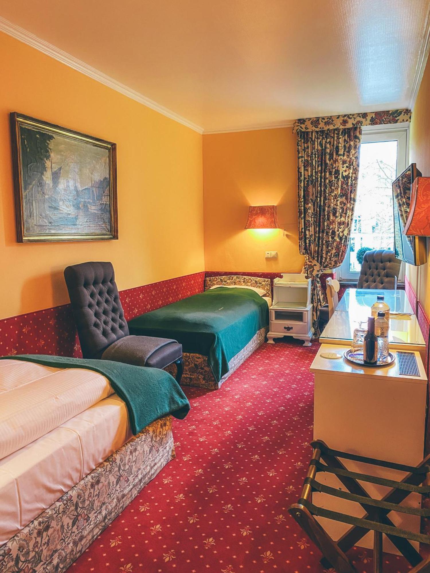 Hotel Mittelweg Hamburgo Habitación foto